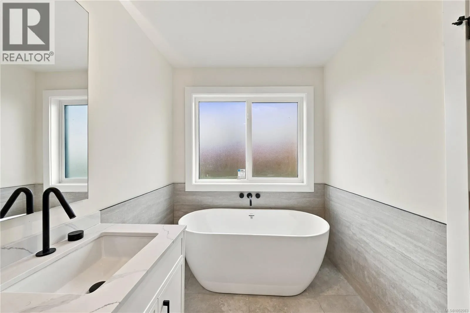 817 BLACKBIRD Pl