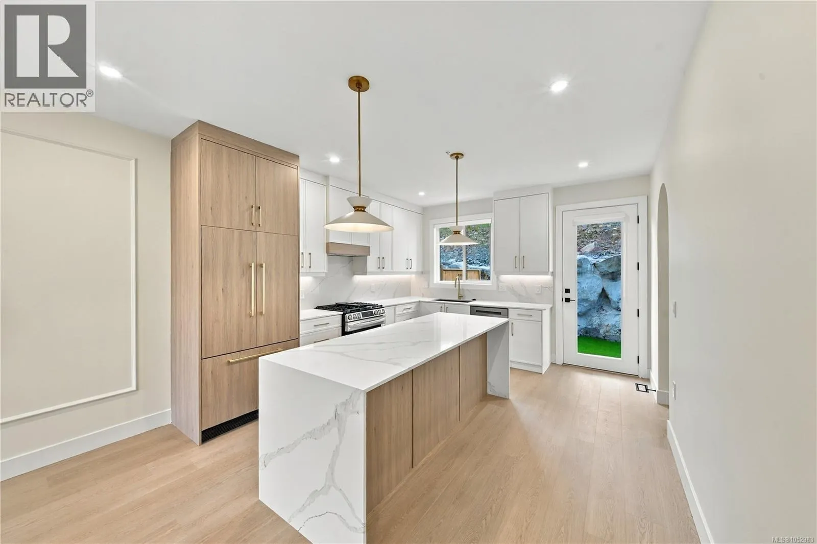 817 BLACKBIRD Pl