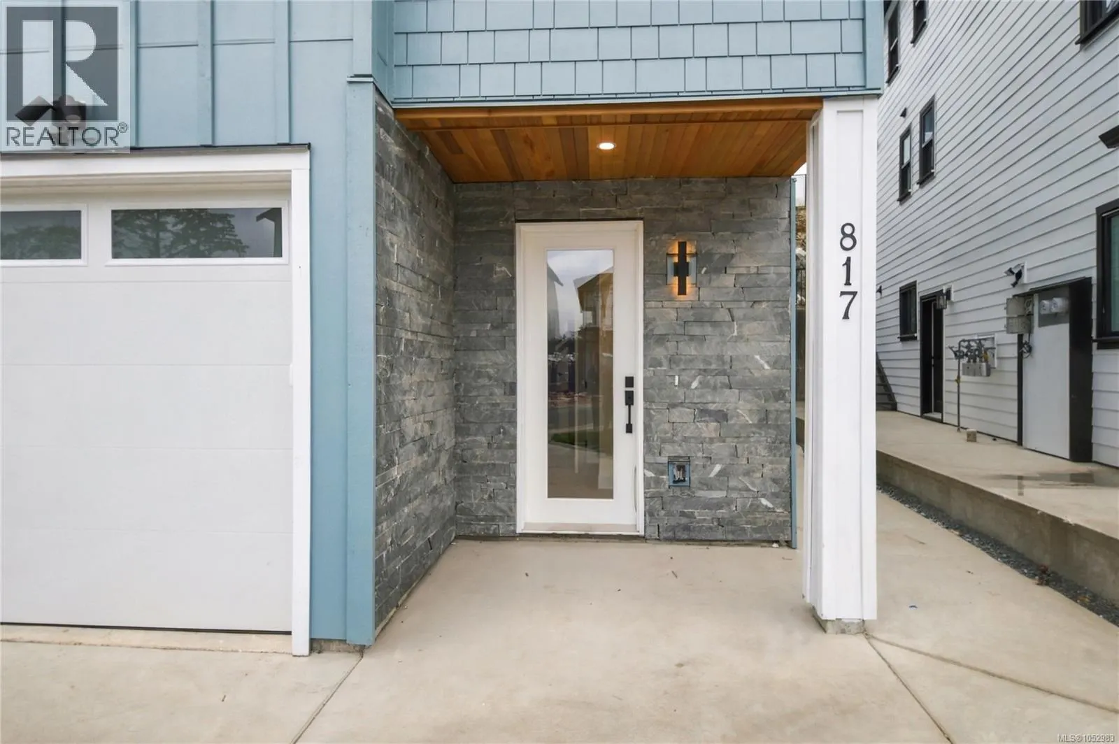 817 BLACKBIRD Pl