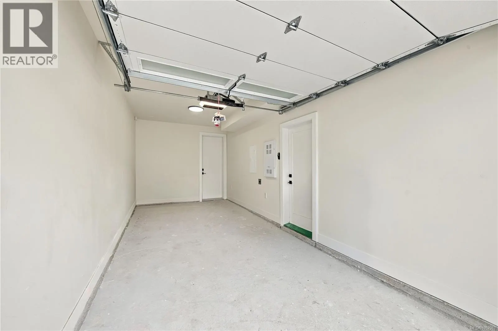 817 BLACKBIRD Pl