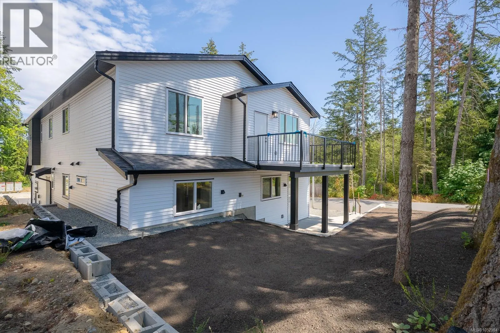 351 Avaani Way