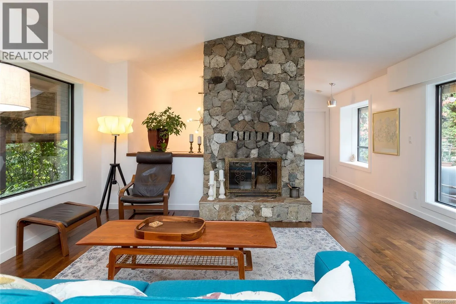 1043 Pondwood Lane
