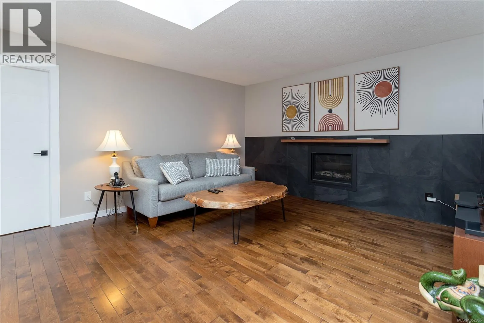 1043 Pondwood Lane