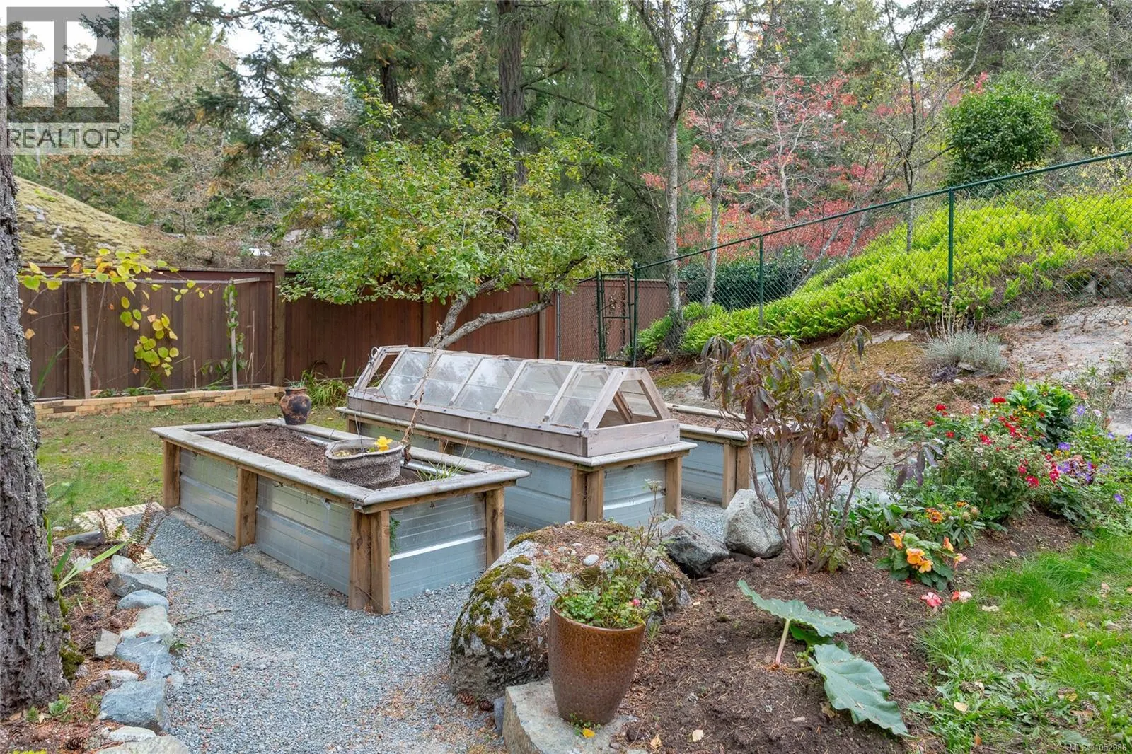 1043 Pondwood Lane