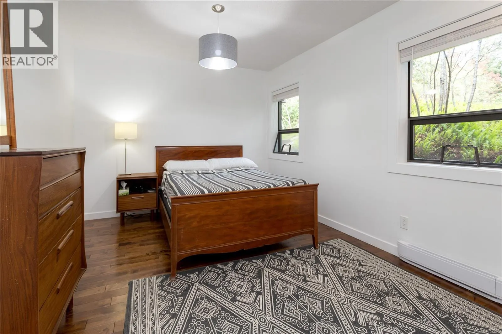 1043 Pondwood Lane