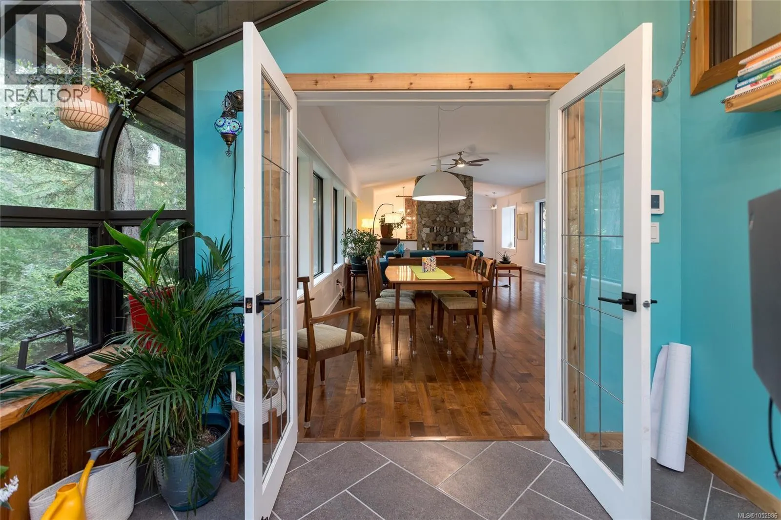 1043 Pondwood Lane