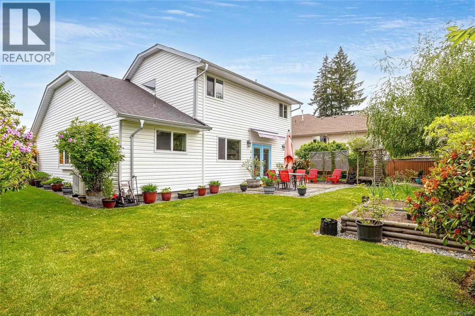 810 Colonia Dr