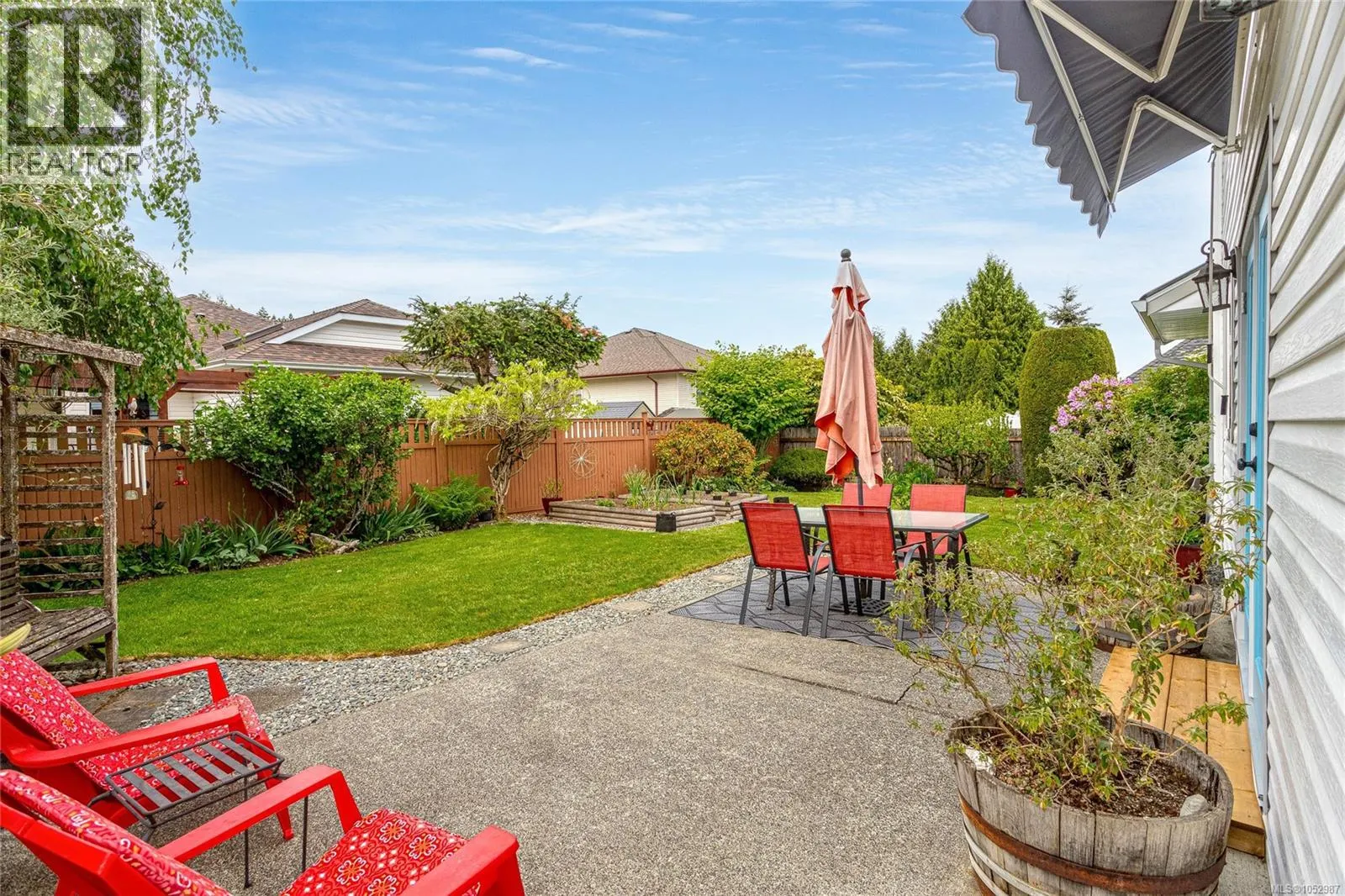 810 Colonia Dr