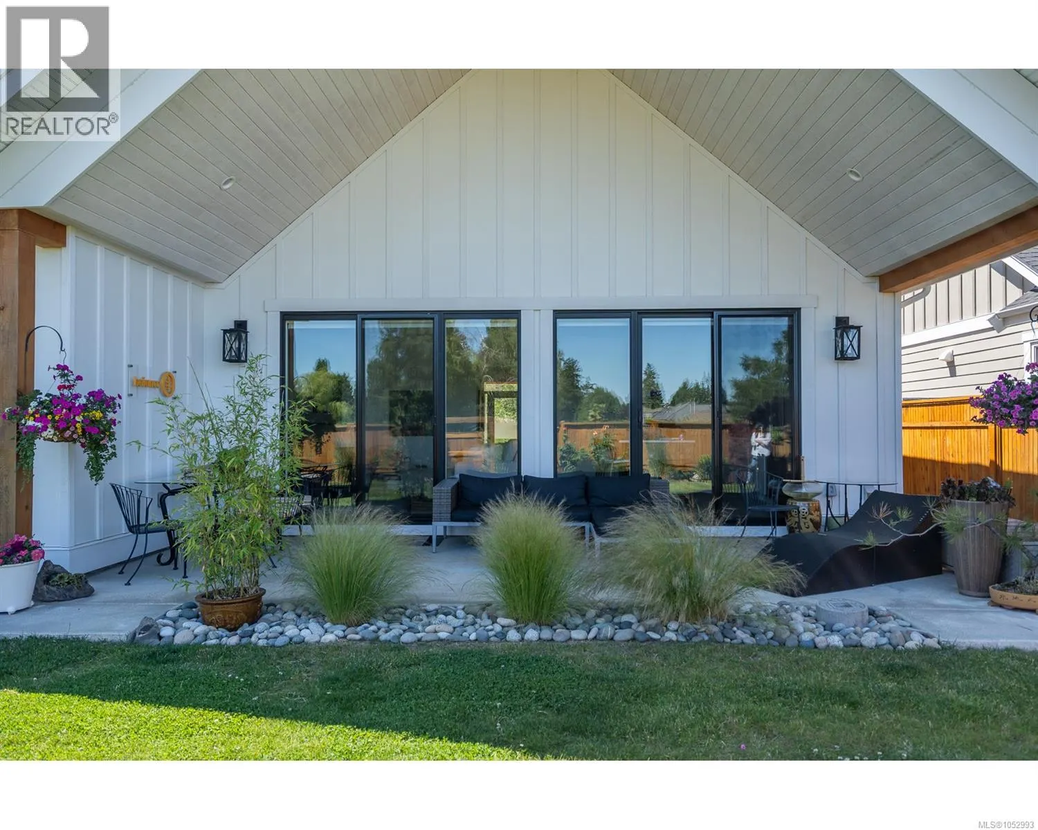 427 Cottage Dr