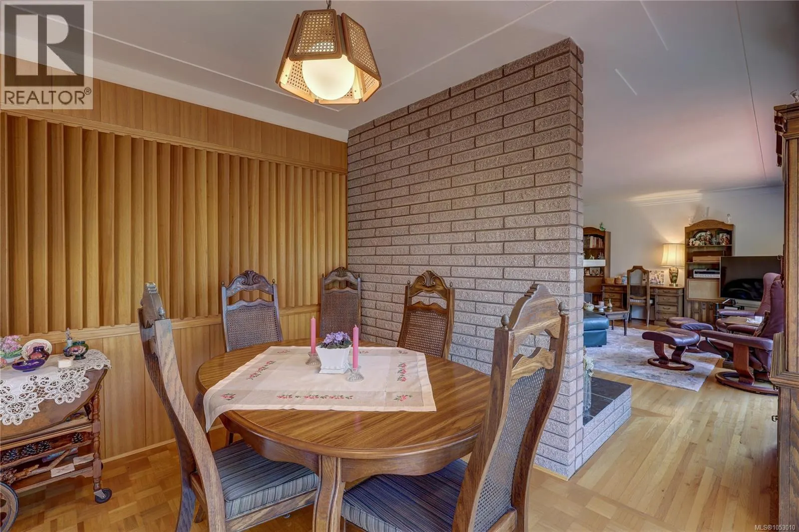 185 Garner Cres