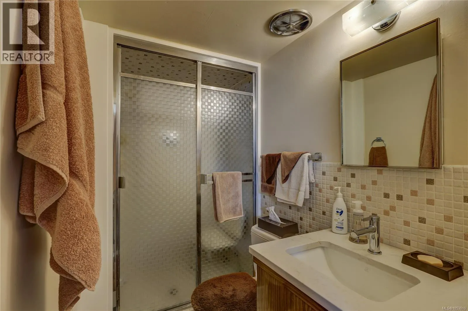185 Garner Cres