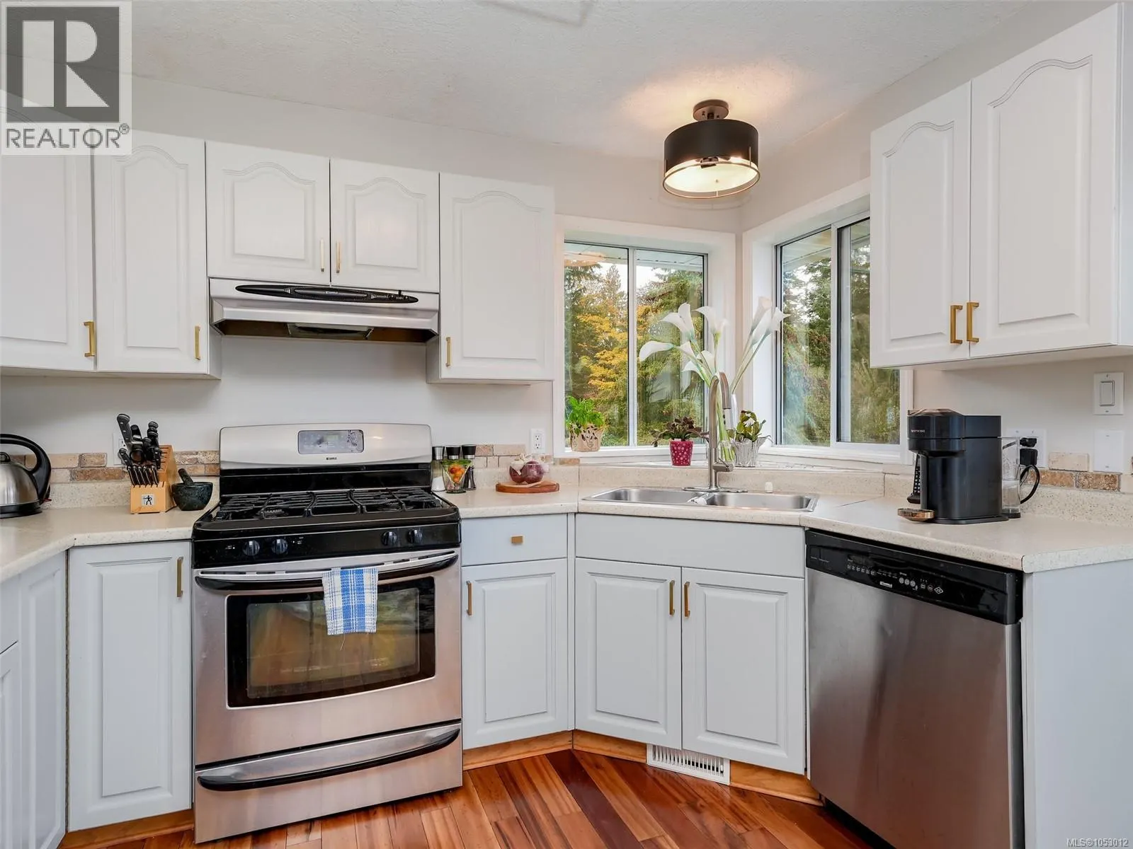 1464 Patricia Pl