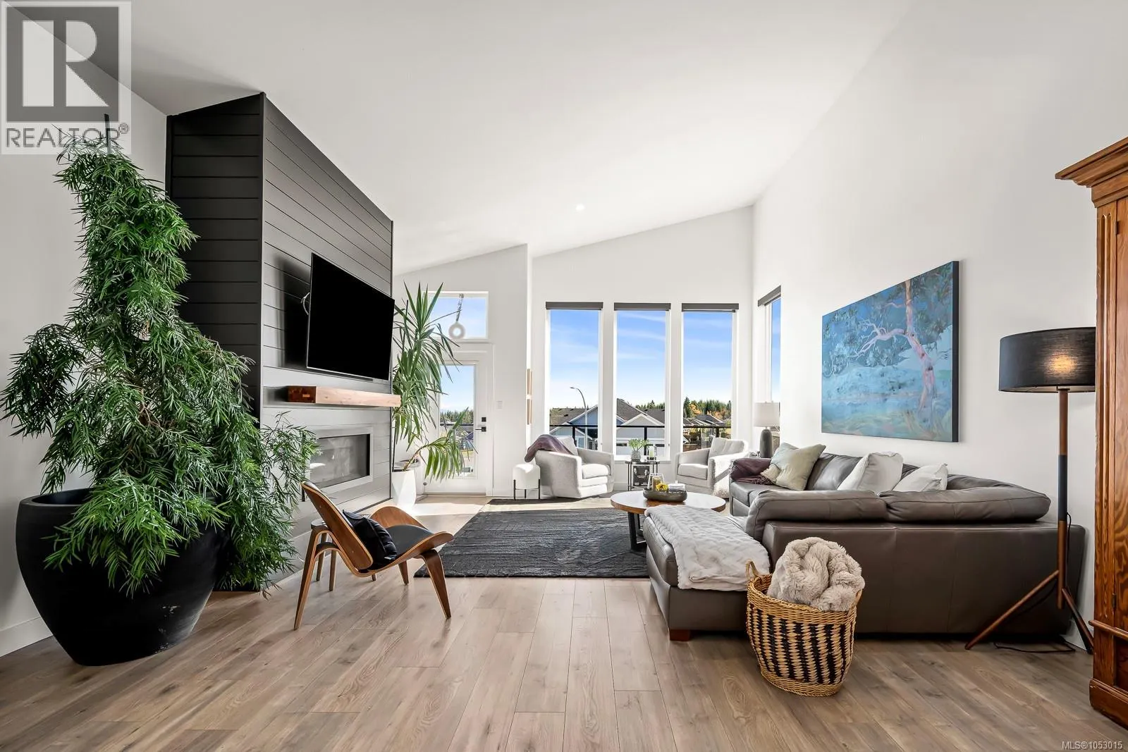 3376 Eagleview Cres