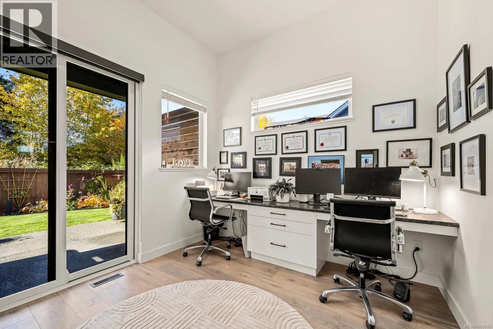 3376 Eagleview Cres