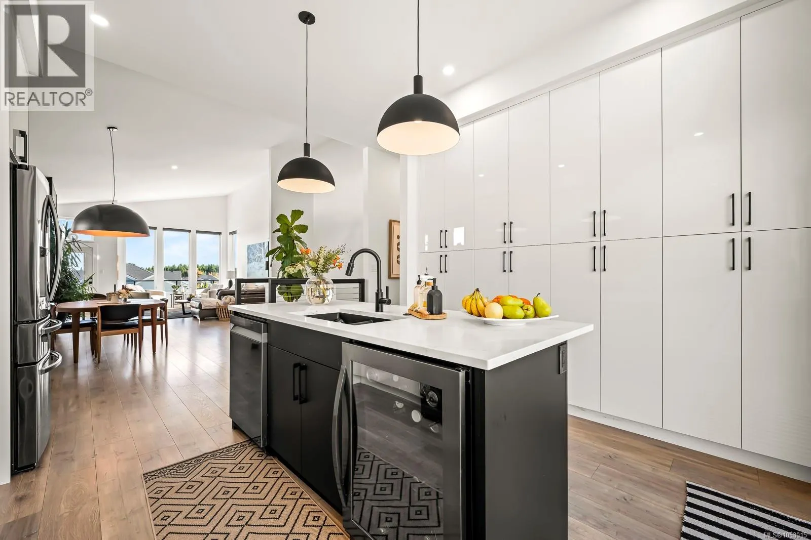 3376 Eagleview Cres