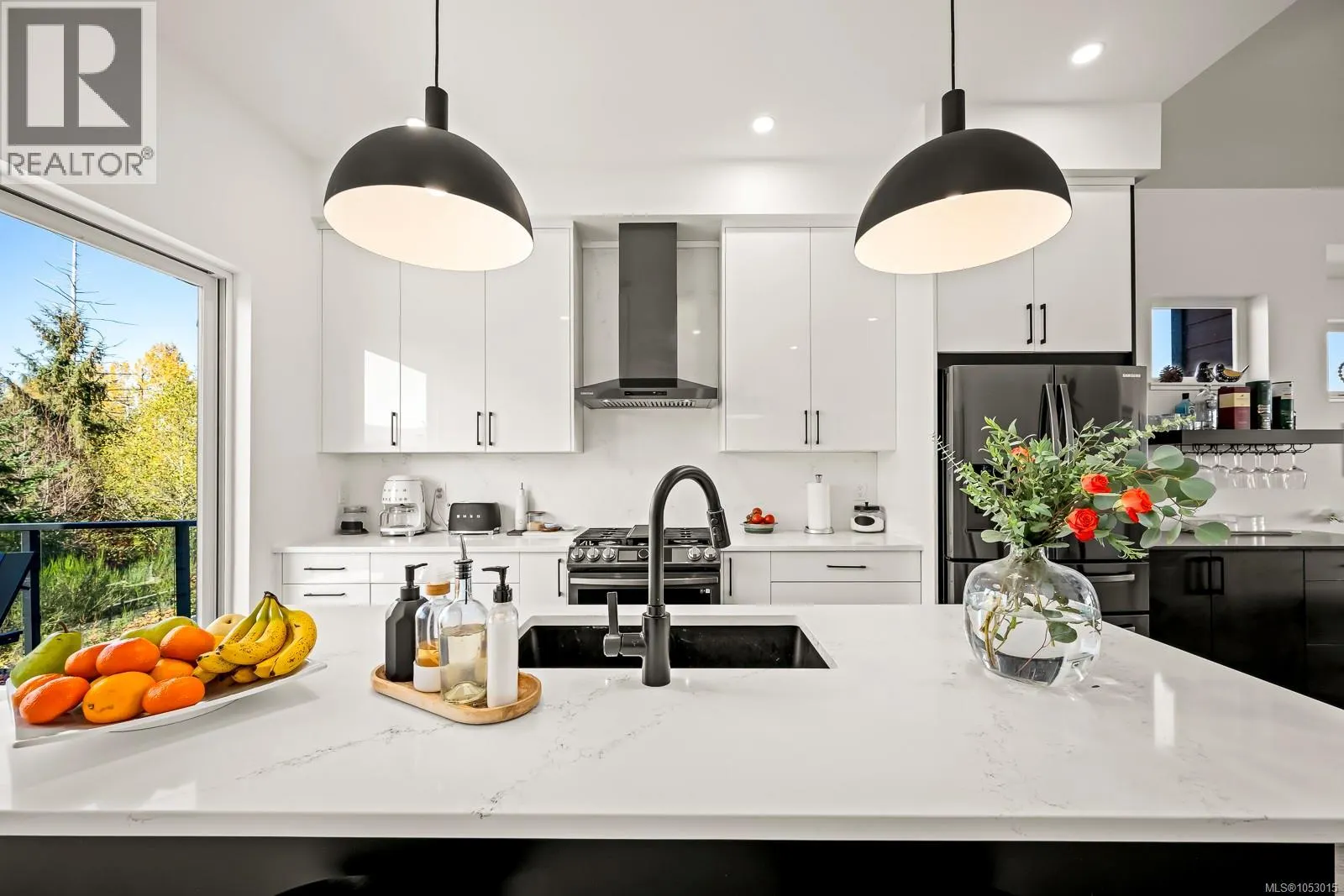3376 Eagleview Cres