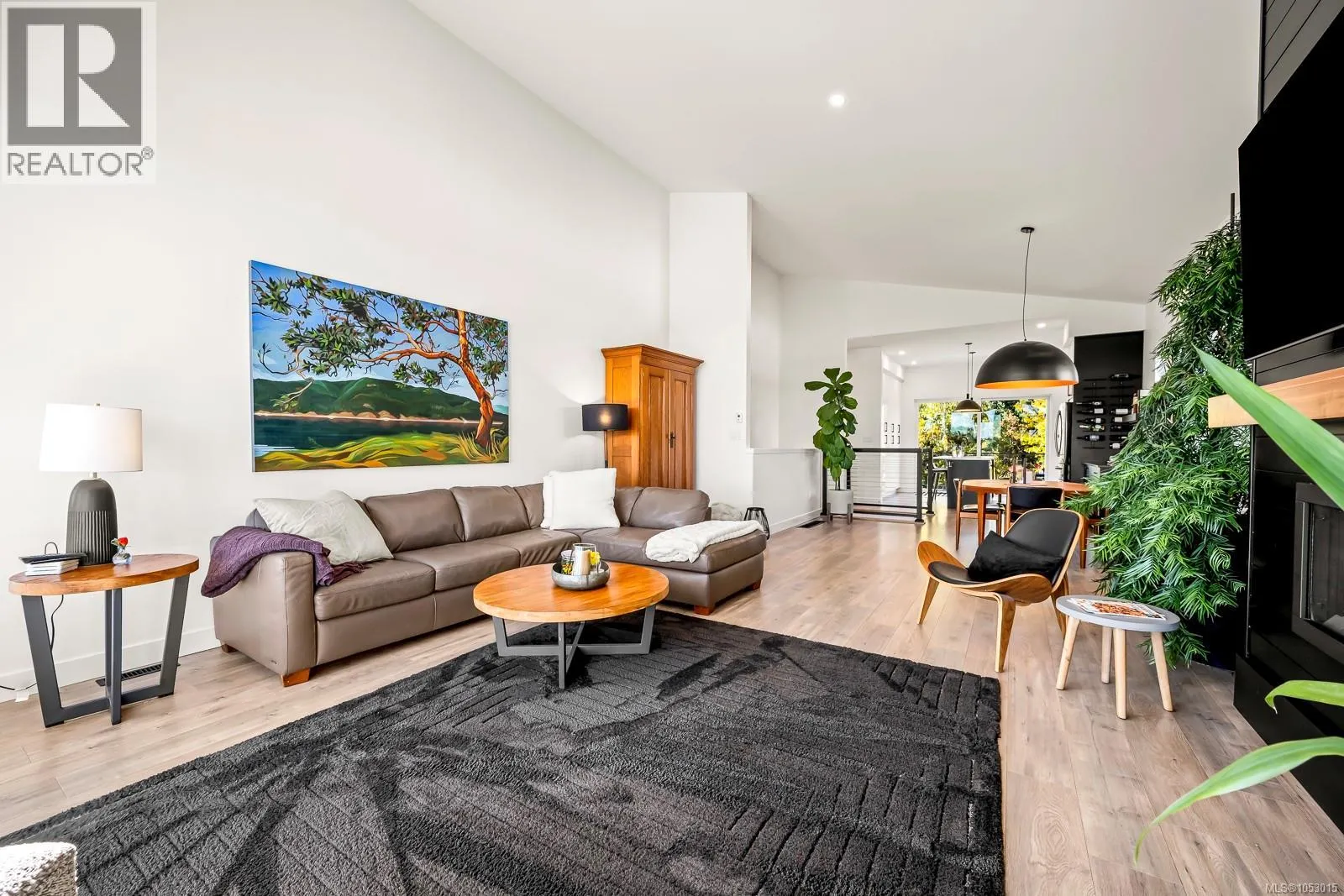 3376 Eagleview Cres
