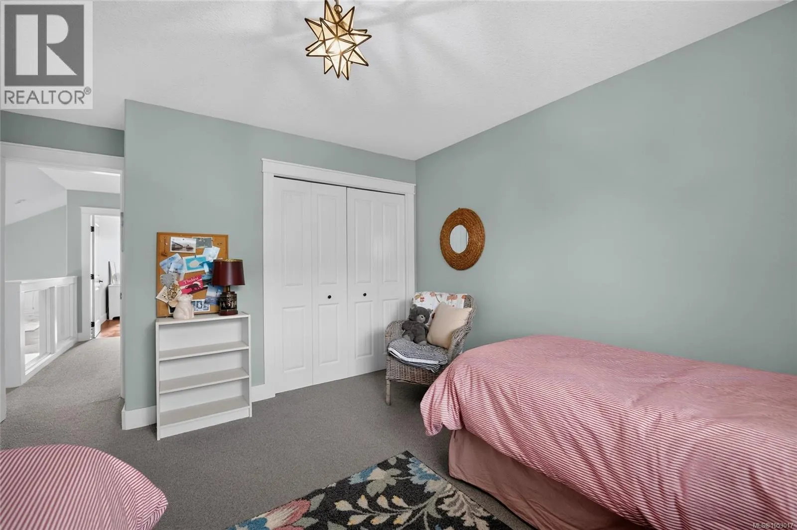 294 Crabapple Cres