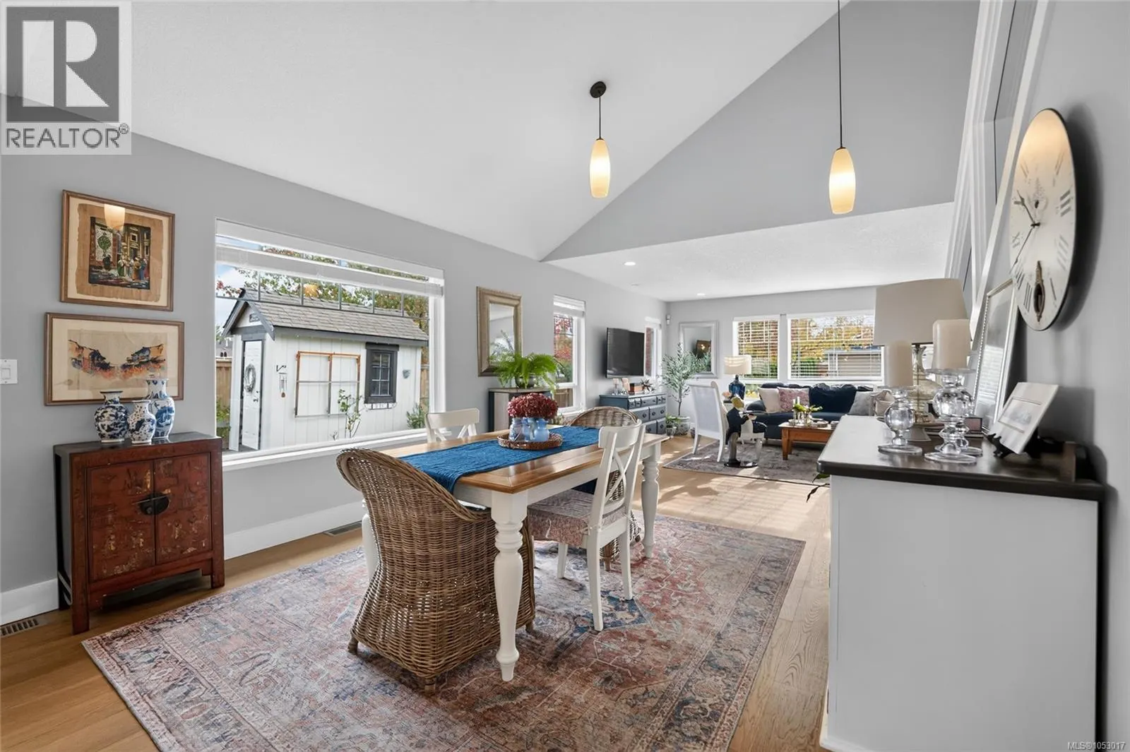 294 Crabapple Cres