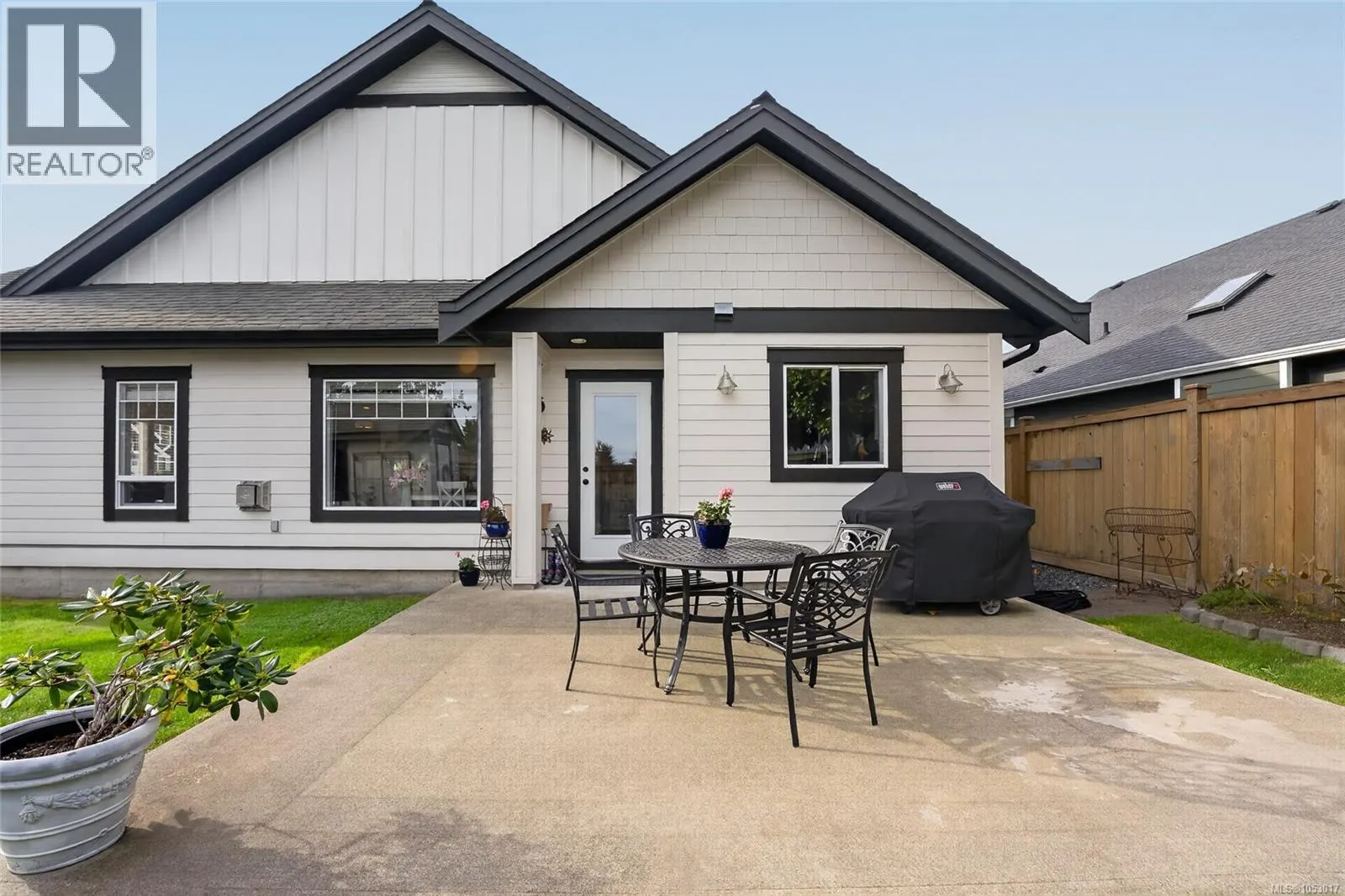 294 Crabapple Cres