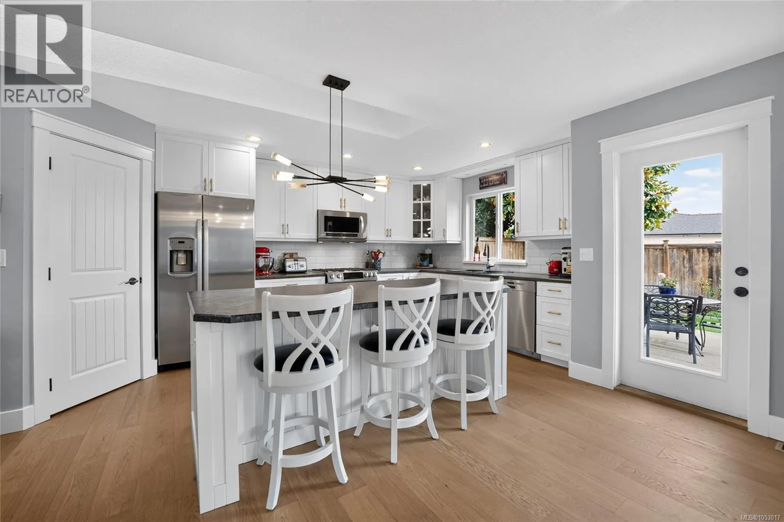 294 Crabapple Cres