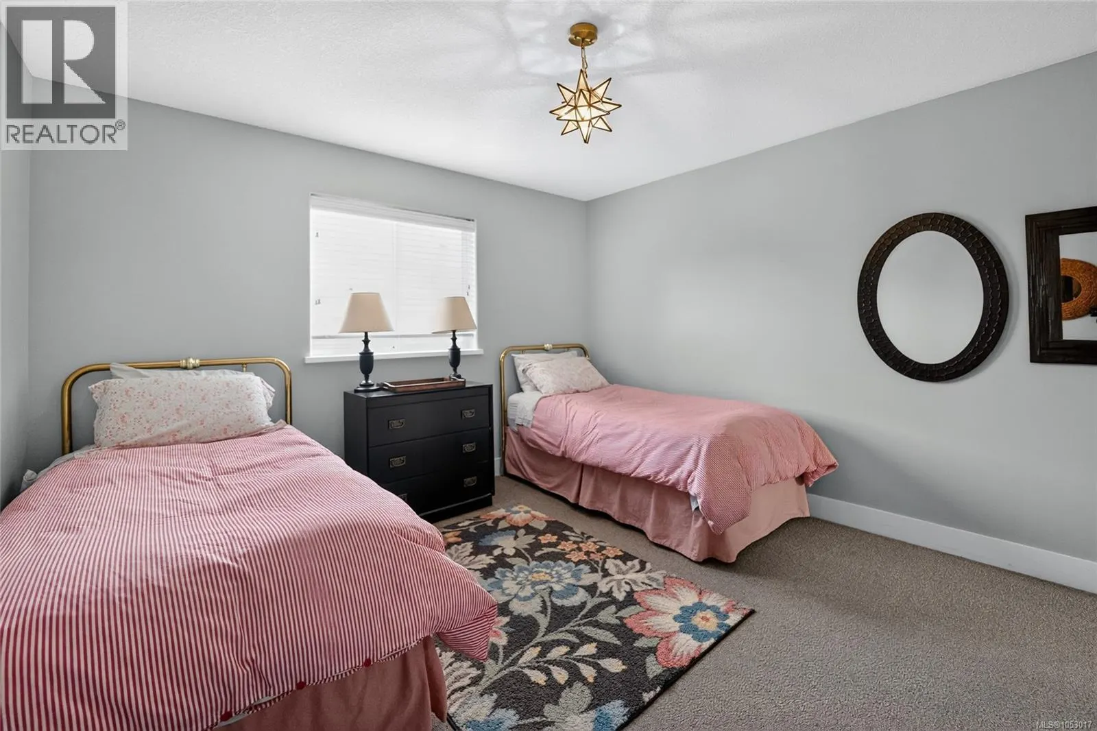 294 Crabapple Cres