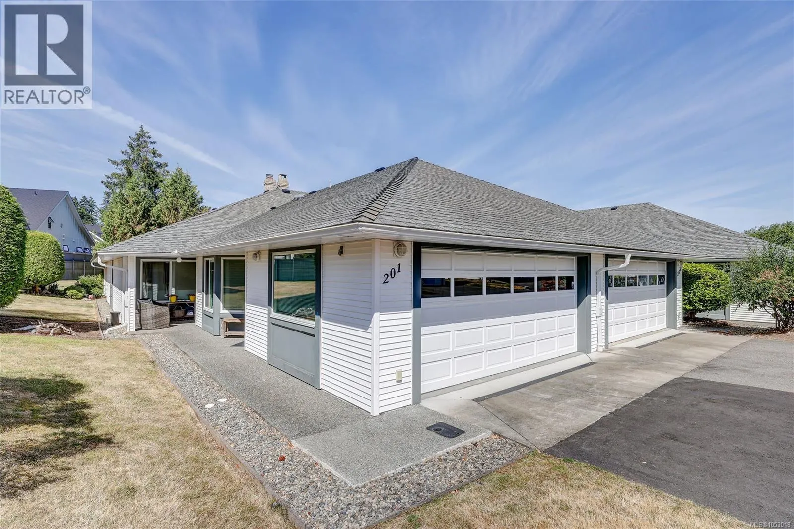 201 330 Dogwood St