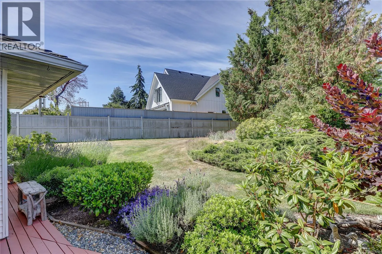201 330 Dogwood St
