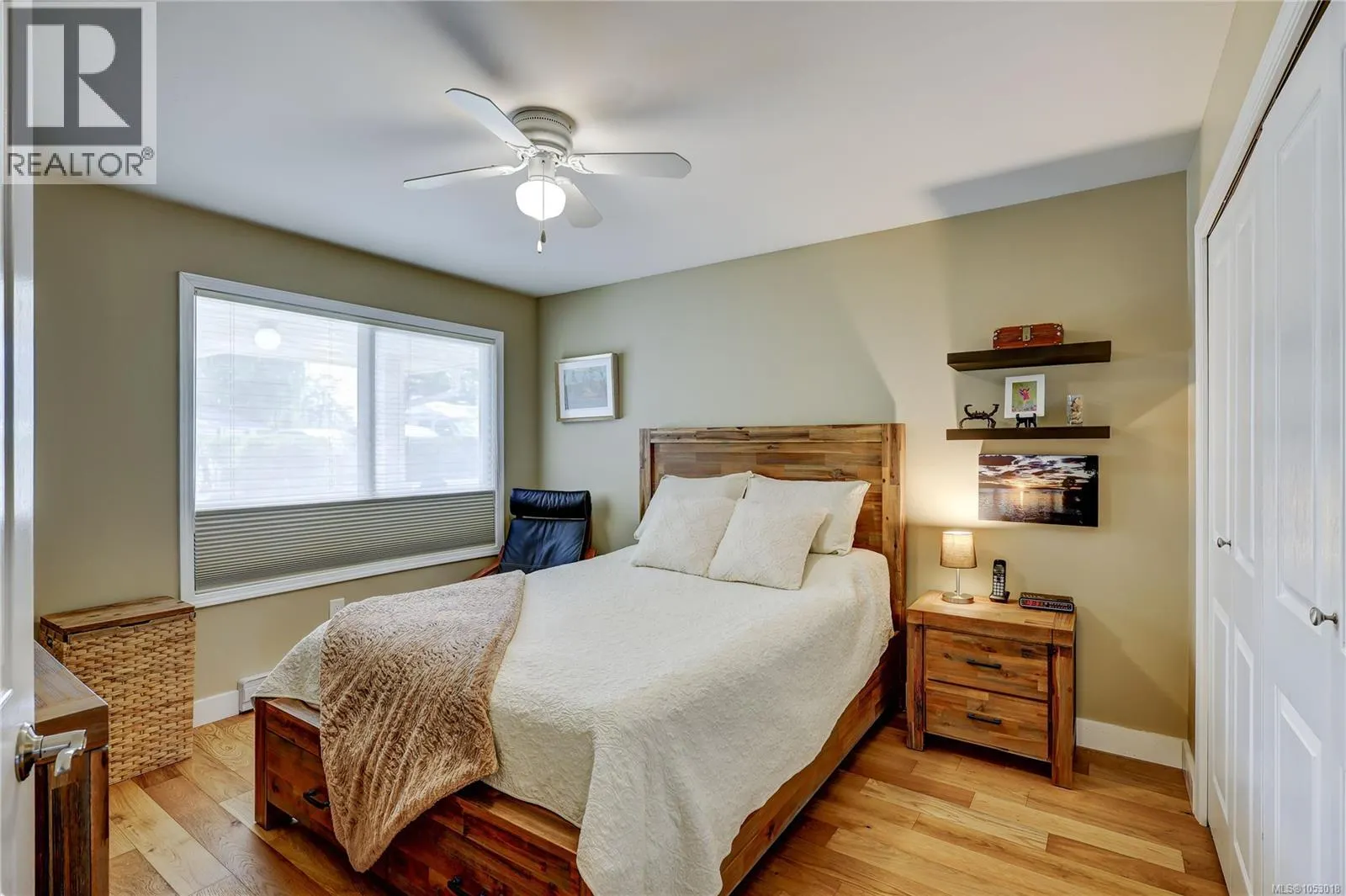 201 330 Dogwood St