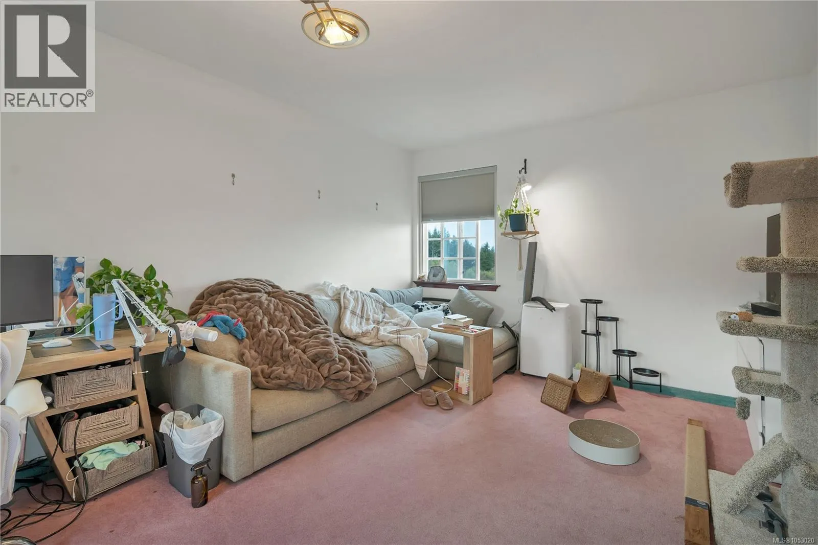 624/636 Betts Blvd