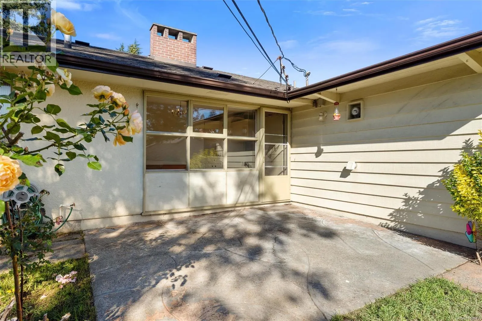 641 Jones Terr