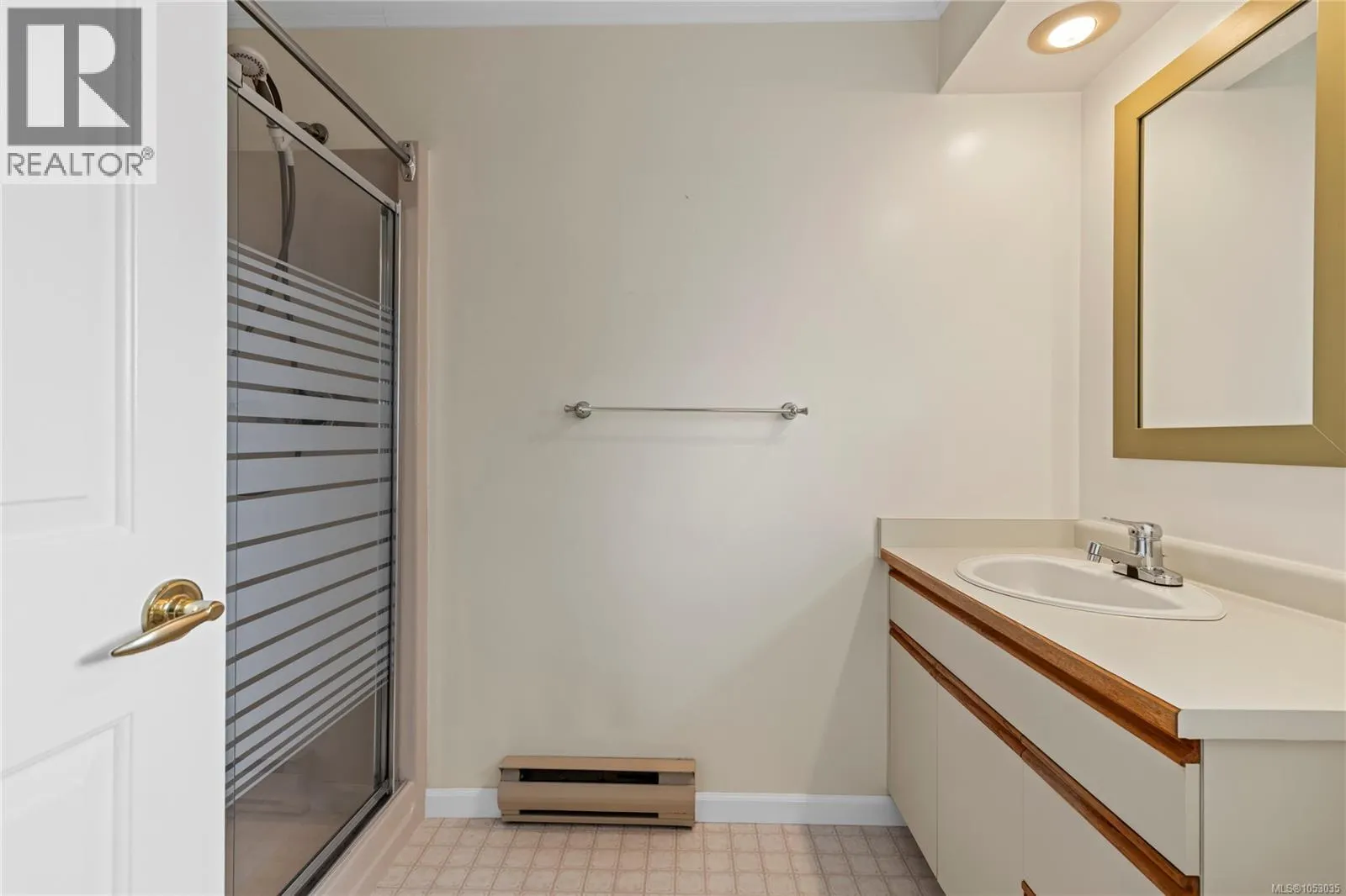 823 Yambury Rd