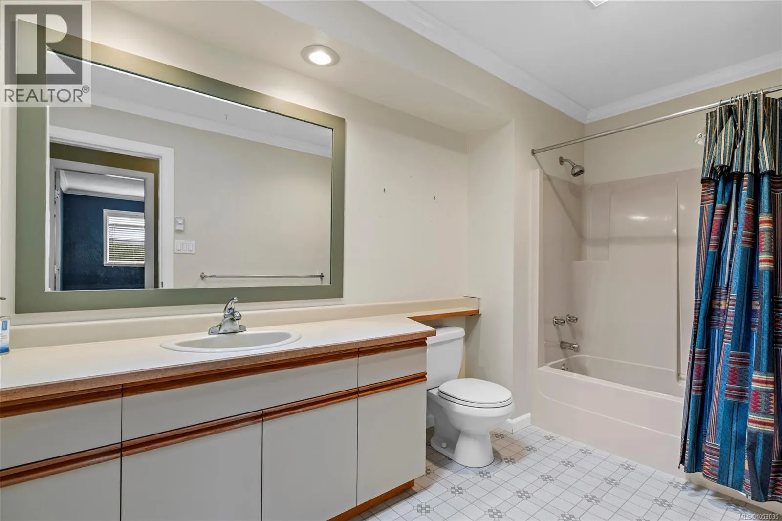 823 Yambury Rd
