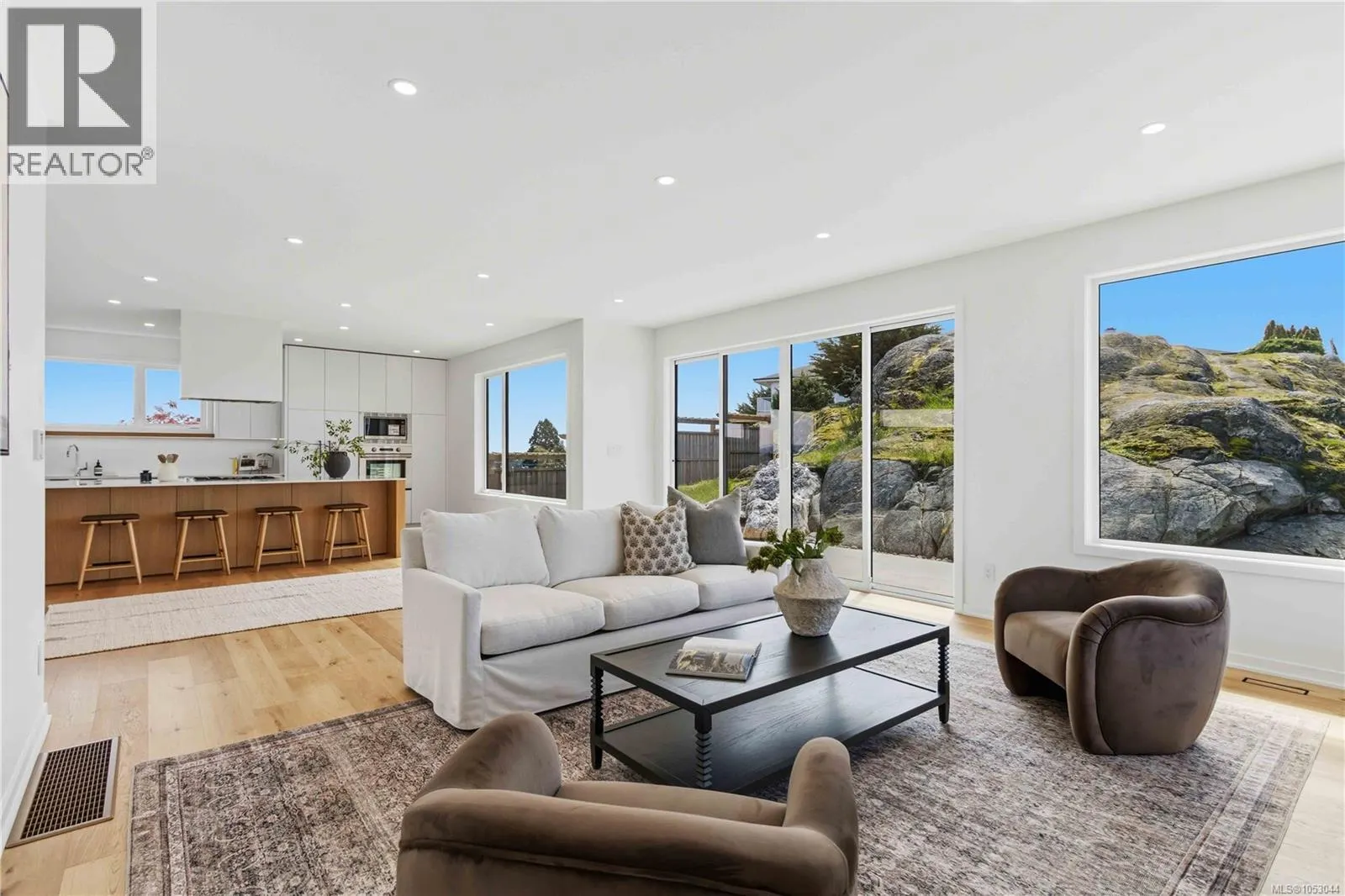3700 Kootenay Pl
