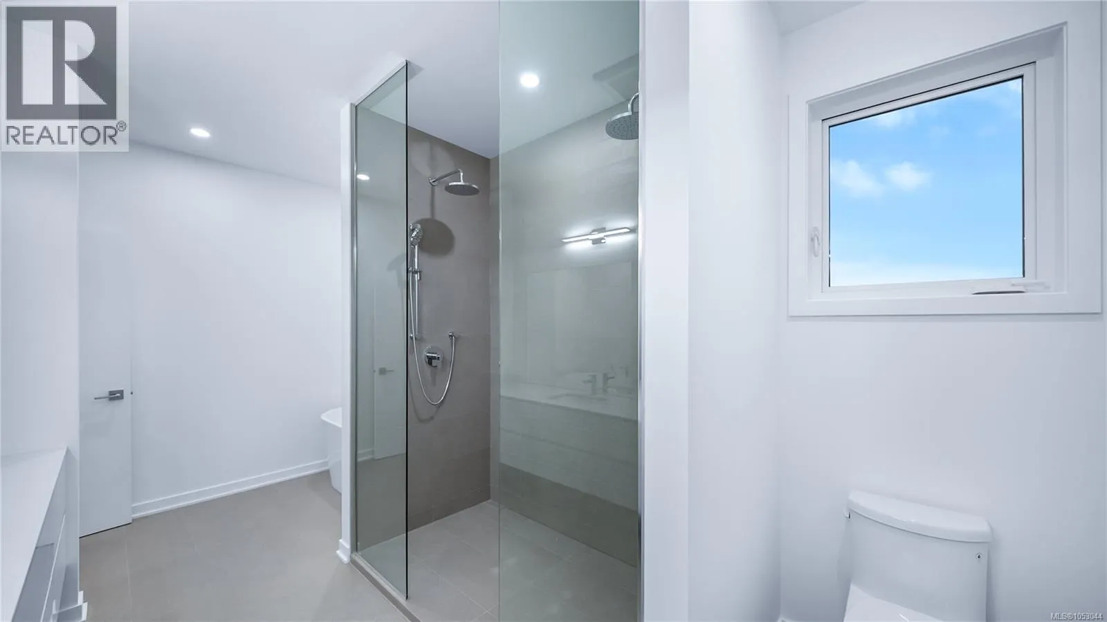 3700 Kootenay Pl