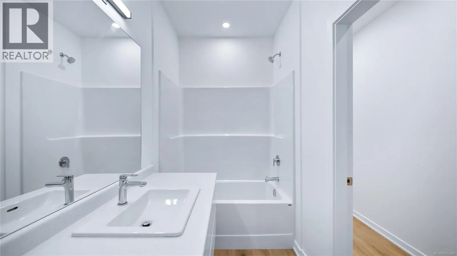 3700 Kootenay Pl