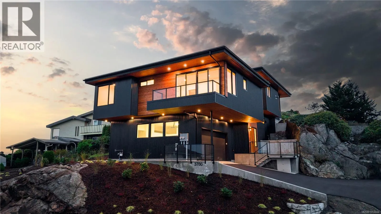 3700 Kootenay Pl