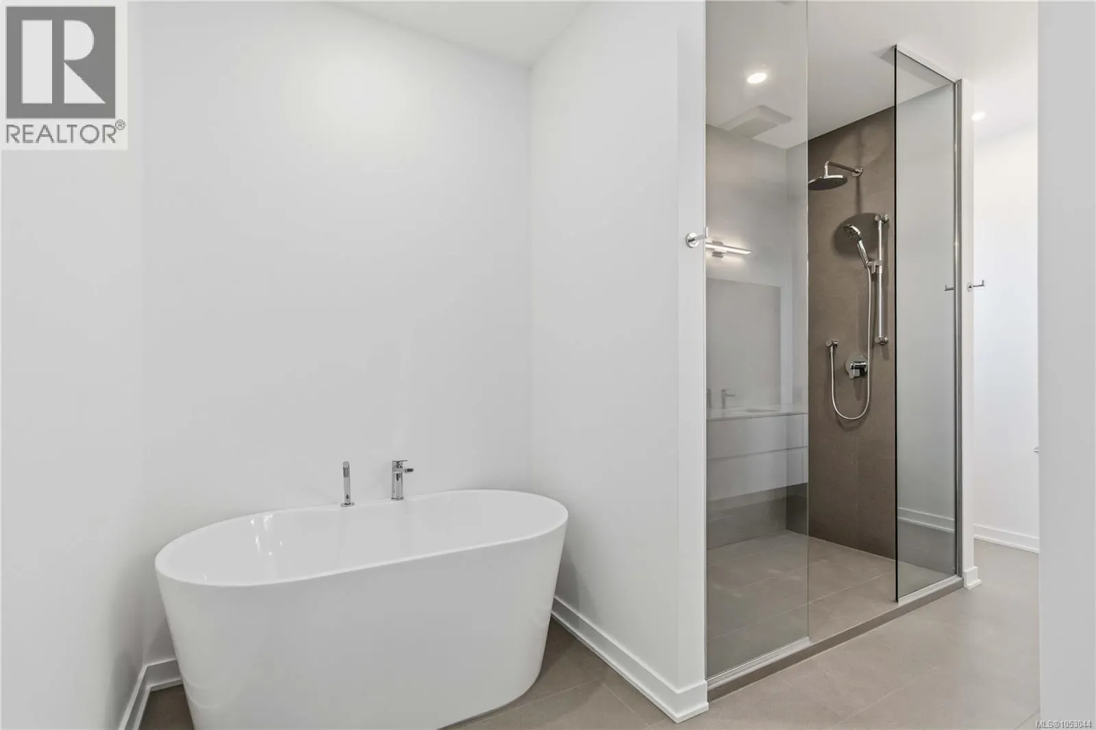 3700 Kootenay Pl