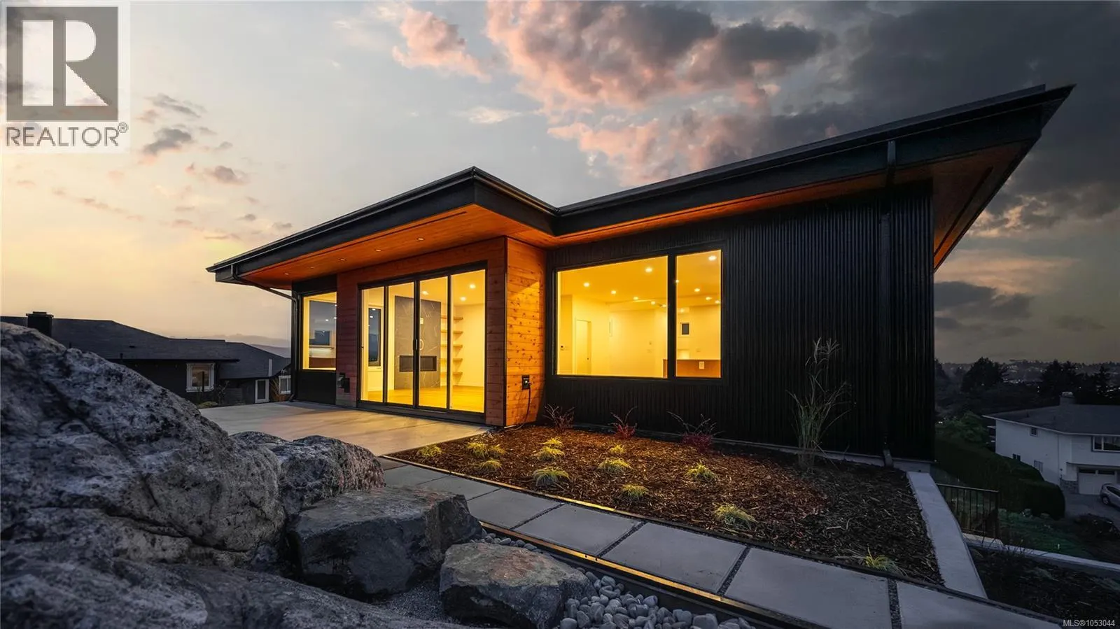 3700 Kootenay Pl