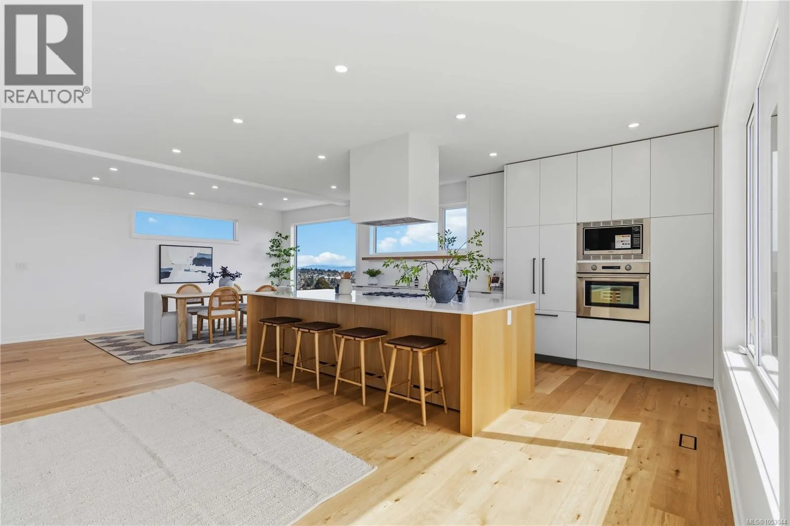 3700 Kootenay Pl