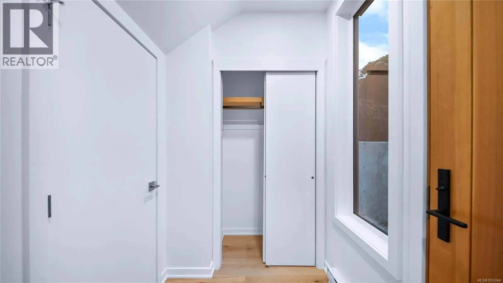 3700 Kootenay Pl