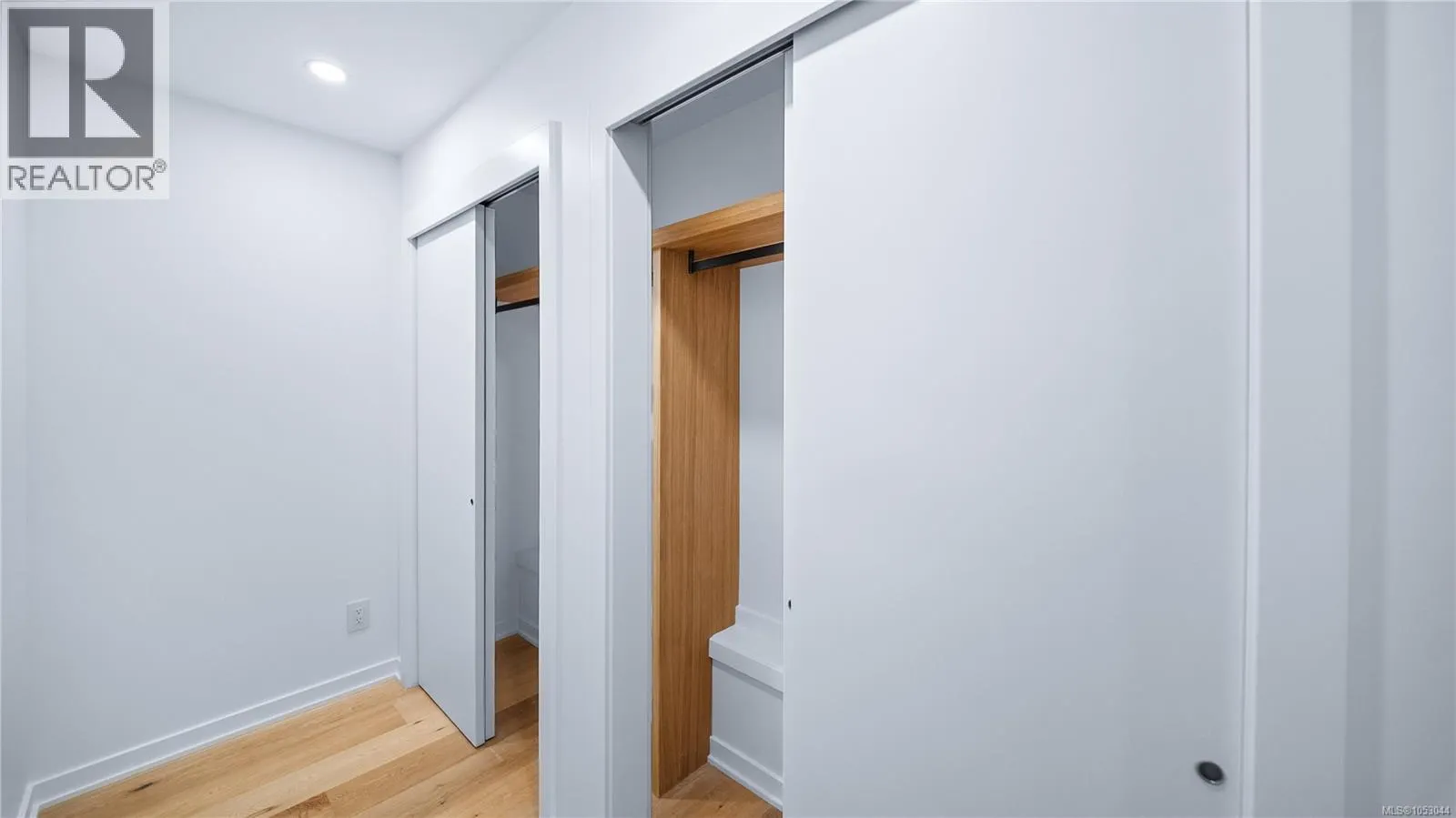 3700 Kootenay Pl
