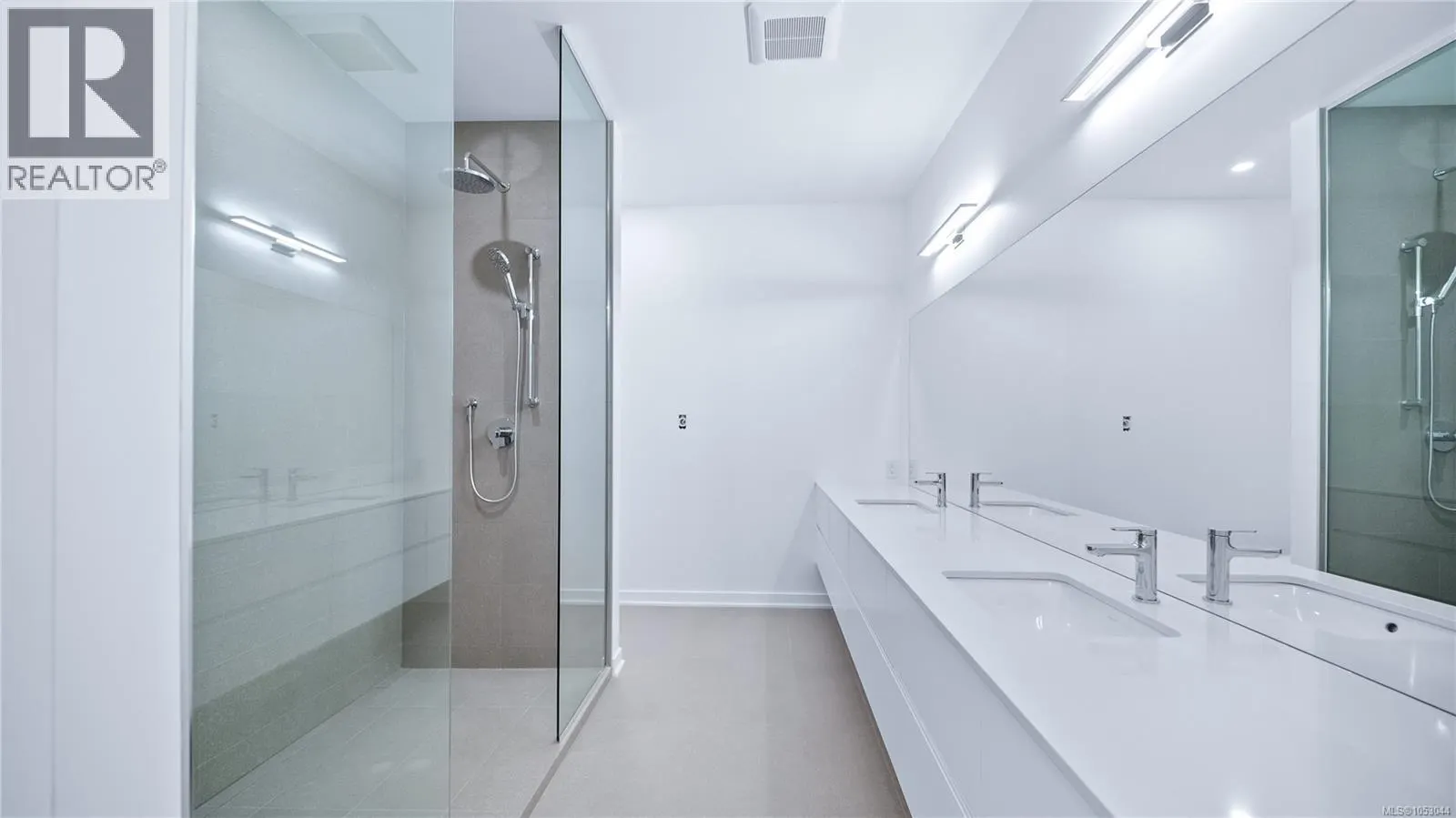 3700 Kootenay Pl