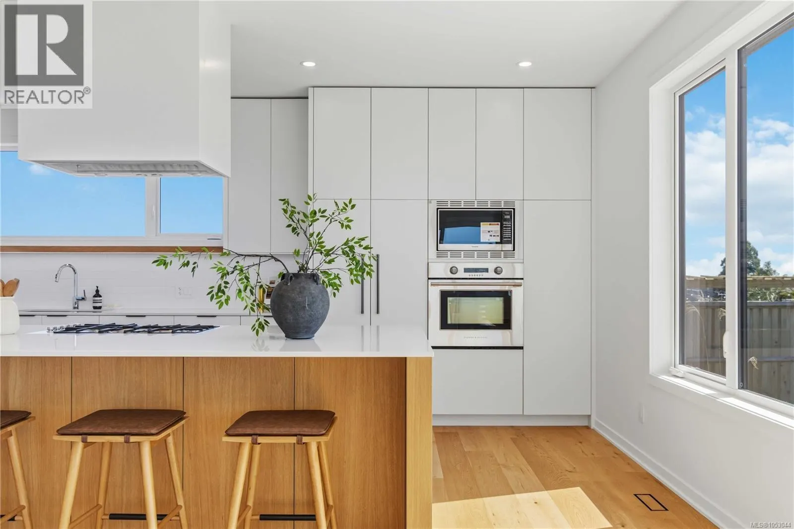 3700 Kootenay Pl