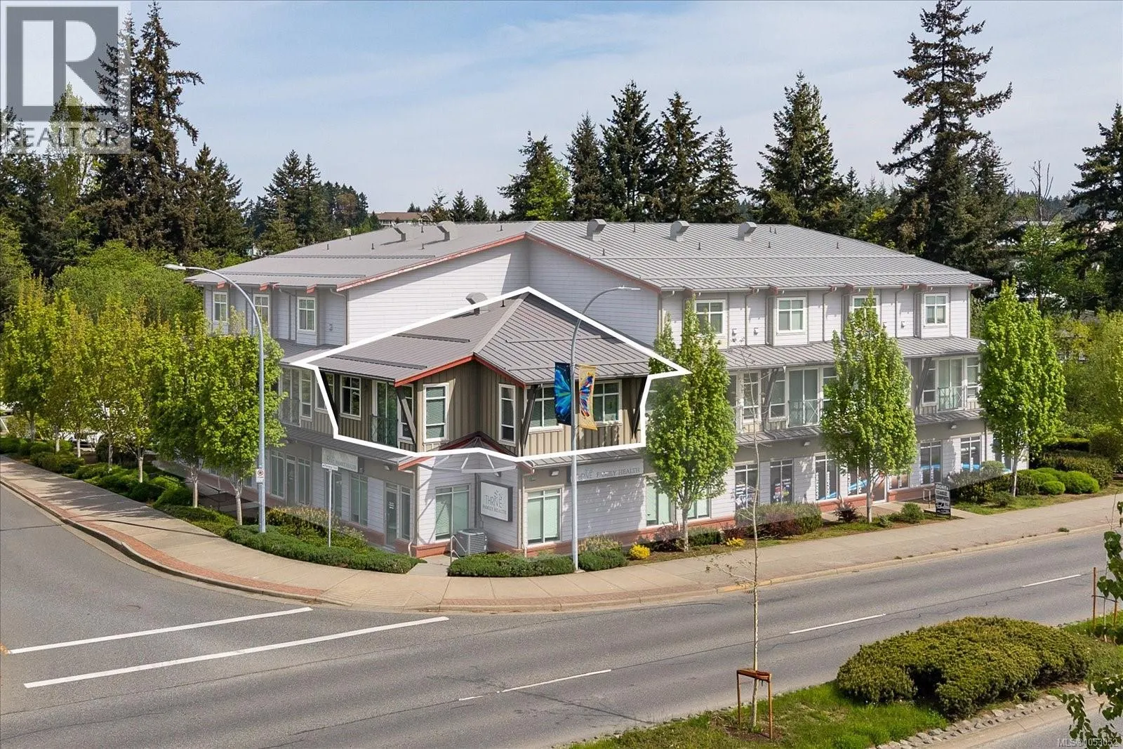 205 5170 Dunster Rd