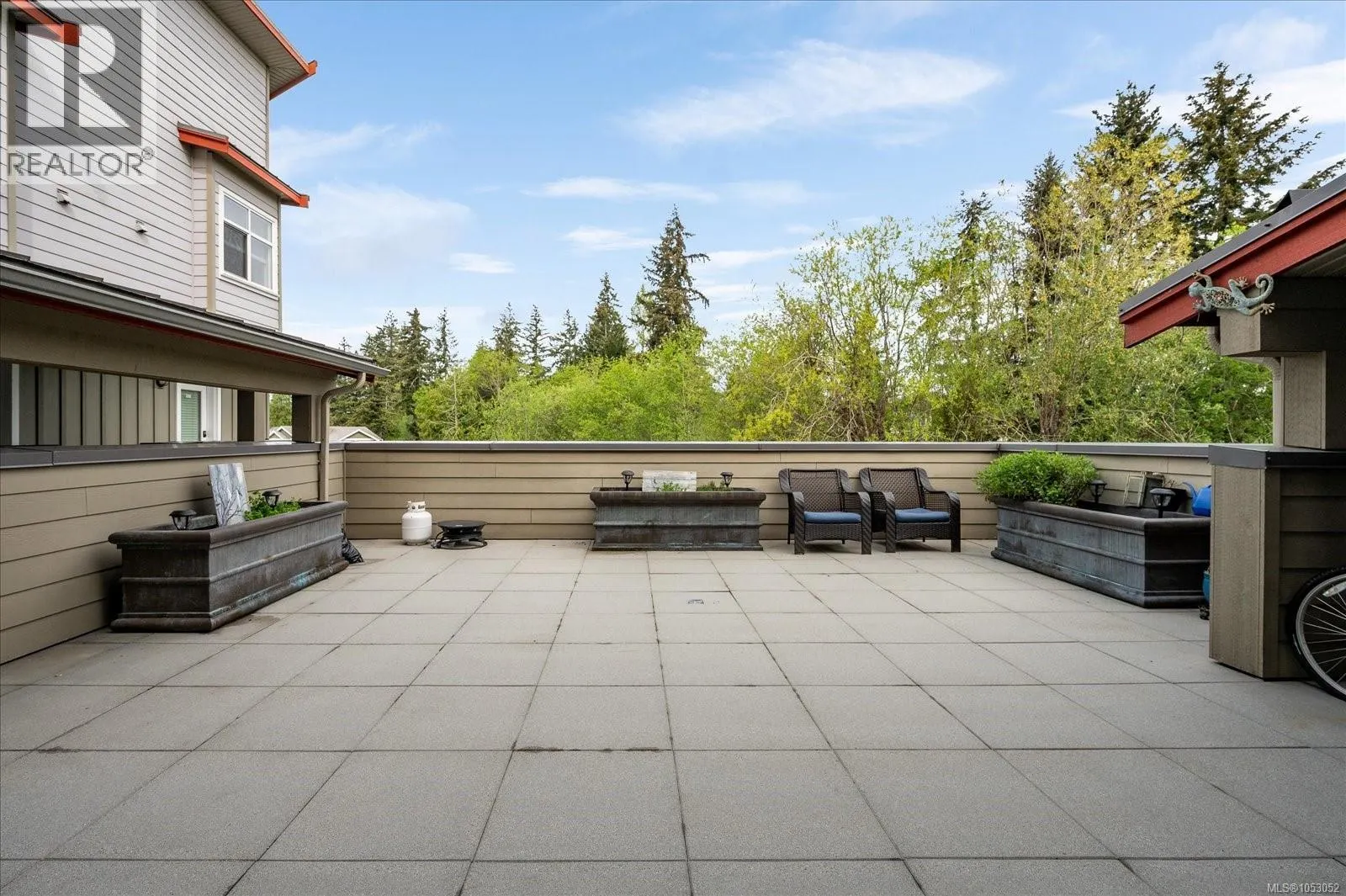 205 5170 Dunster Rd