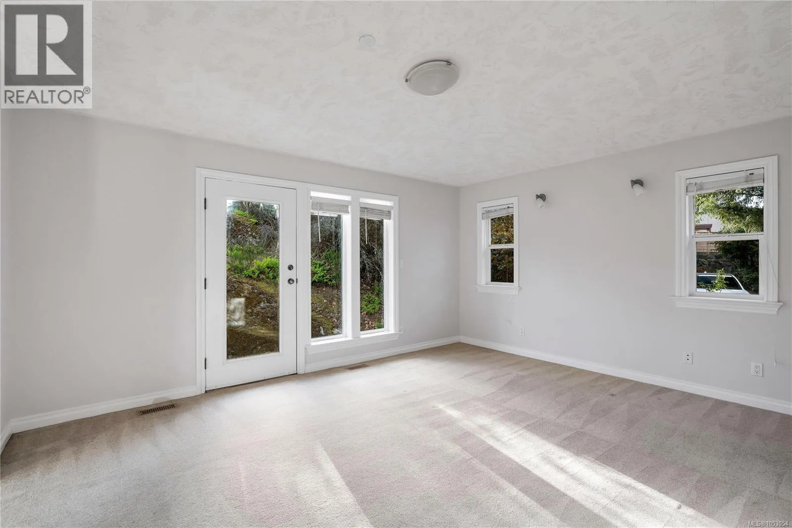 2426 Selwyn Rd