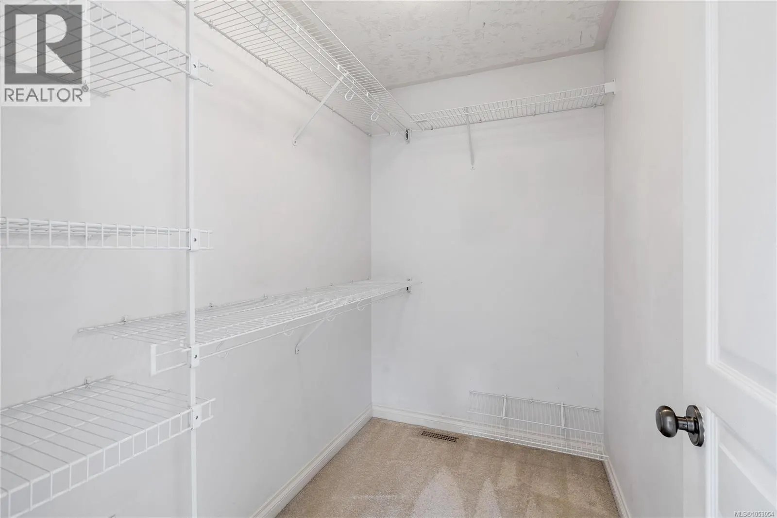 2426 Selwyn Rd