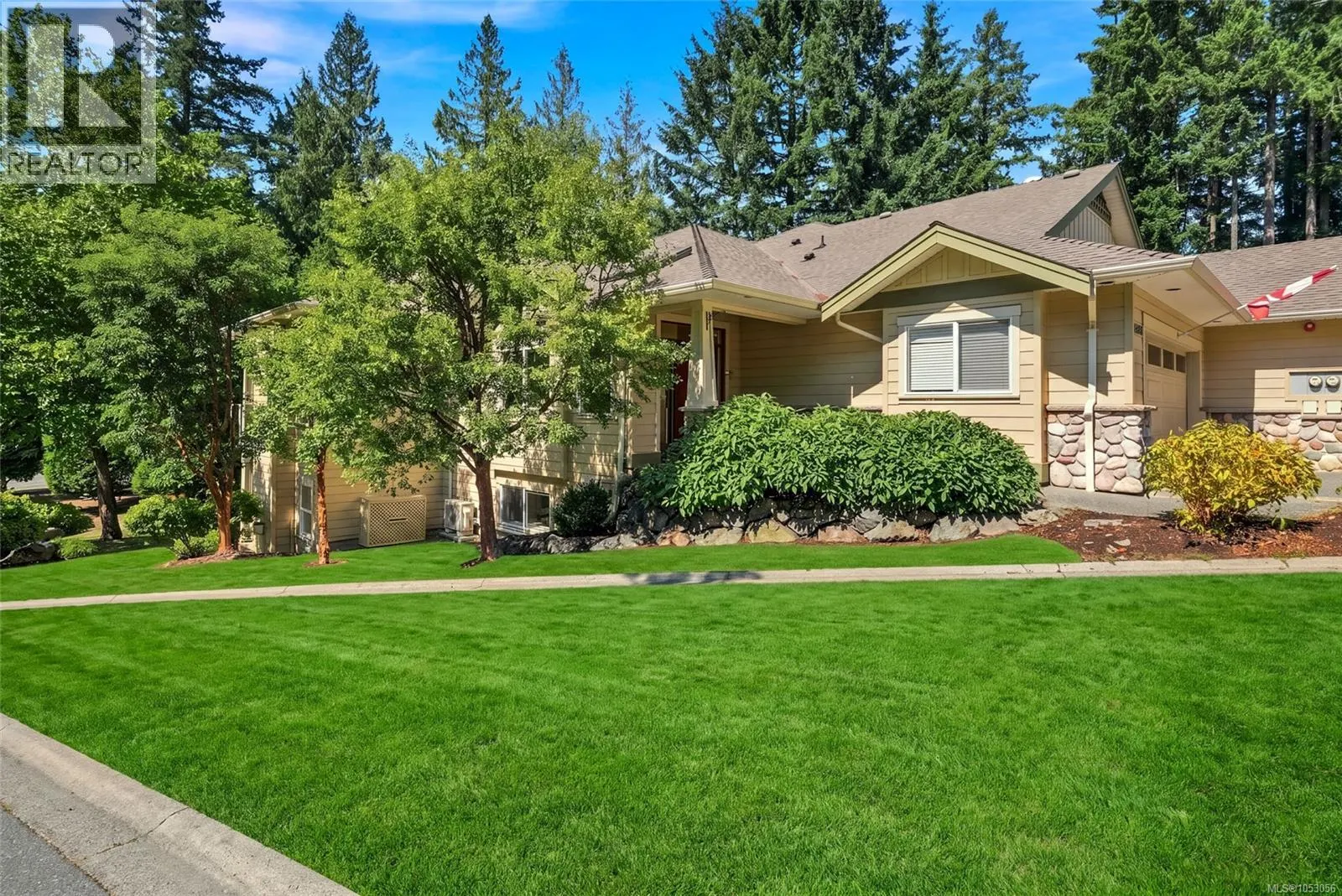 5790 Garnet Pl