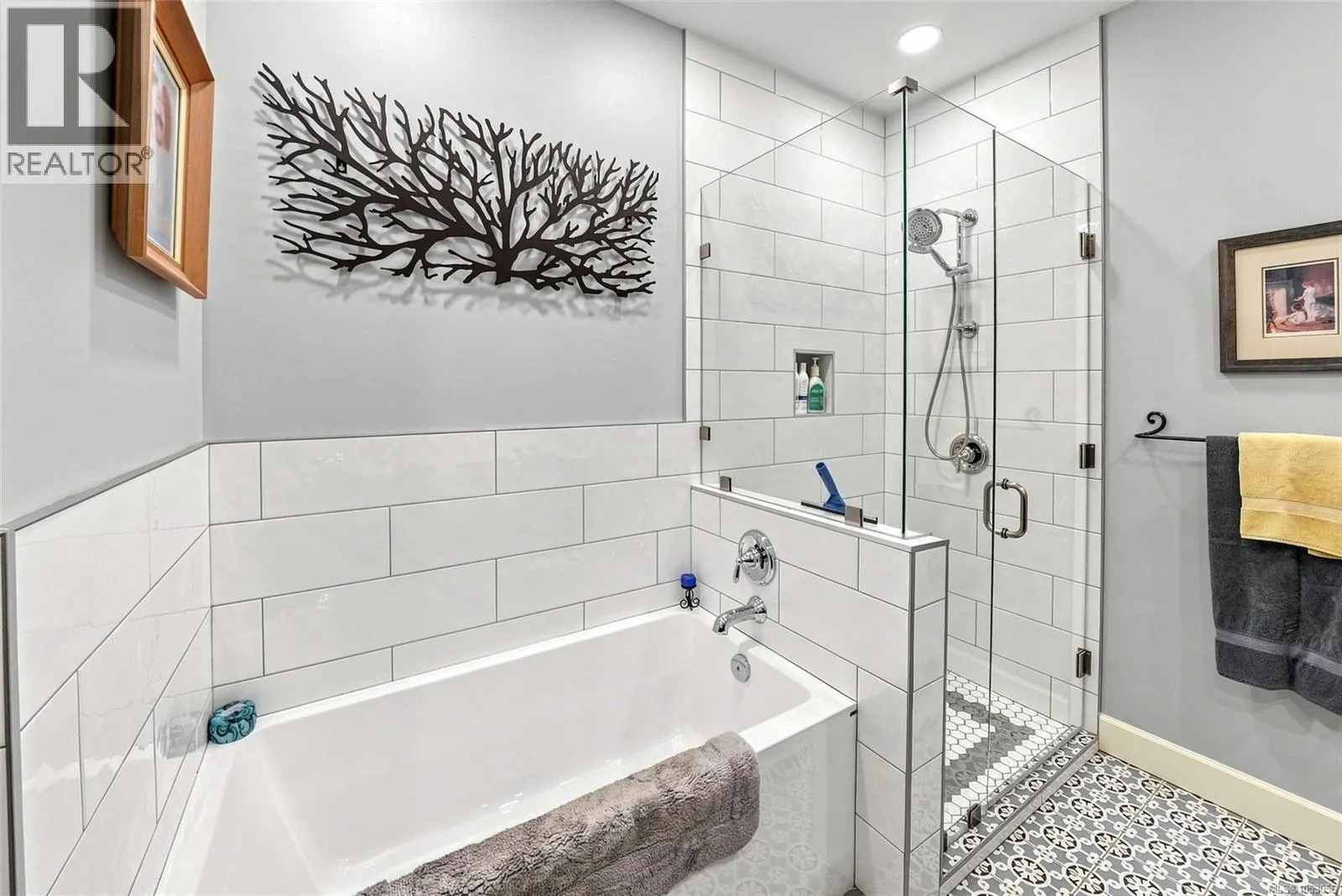 5790 Garnet Pl